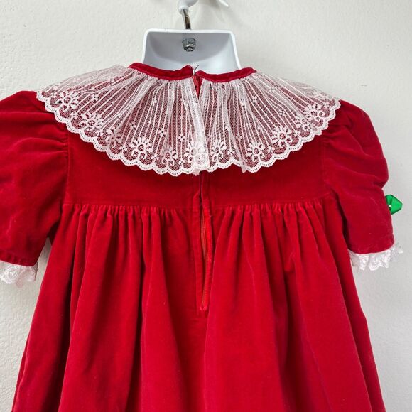 Vintage Girls Red Velvet Dress Lace Collar Puff Sleeve Holiday Christmas Size 4T - Picture 8 of 9
